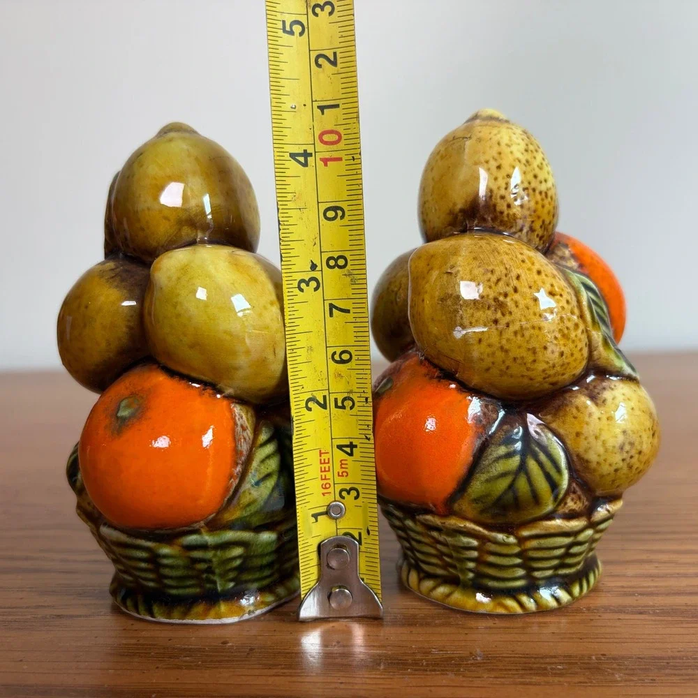 Vintage Inarco Orange Spice Fruit Basket Salt and Pepper Shakers E3356 Japan